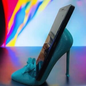 Stiletto Phone Holder